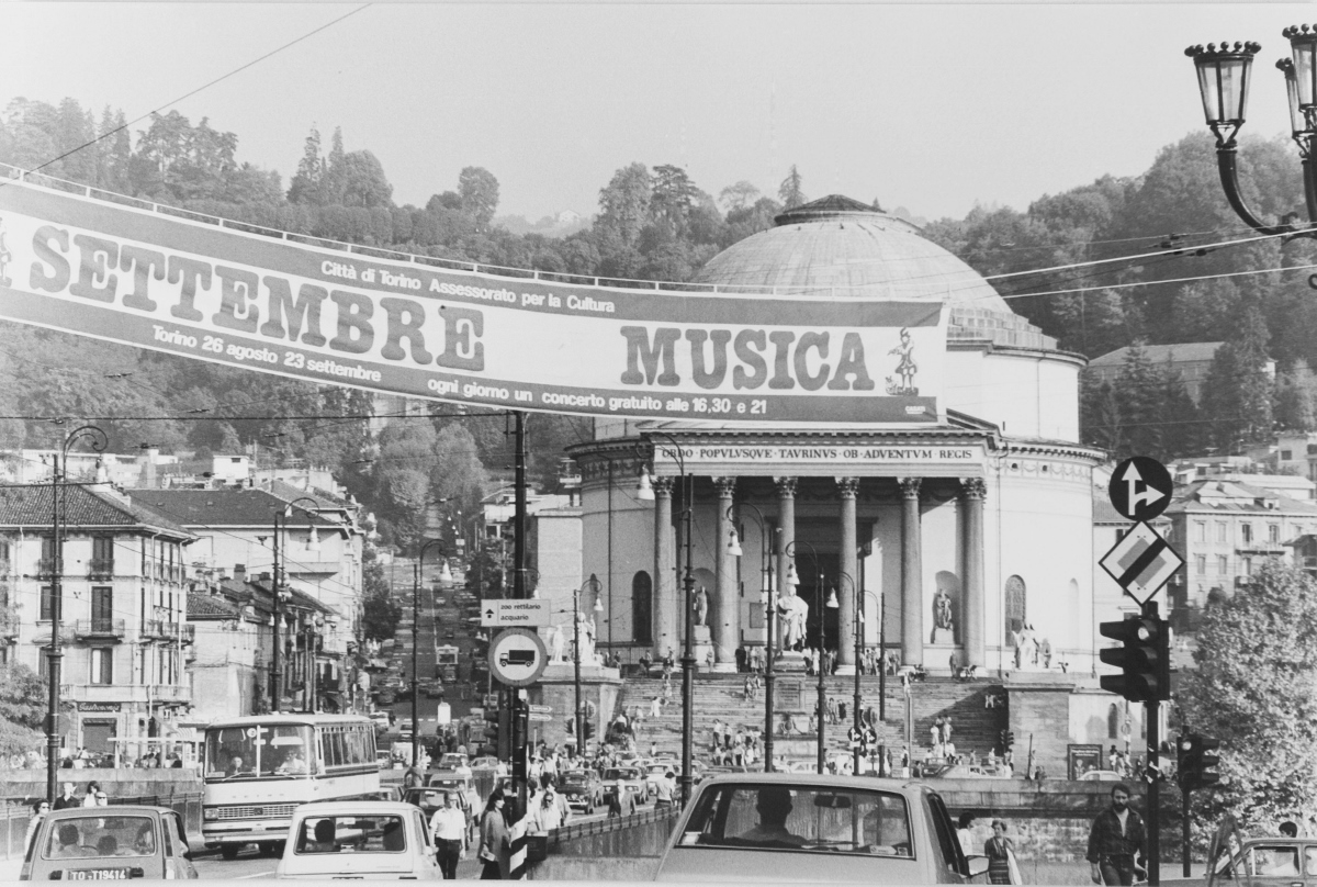 Una città per cantare. Un secolo di concerti a Torino